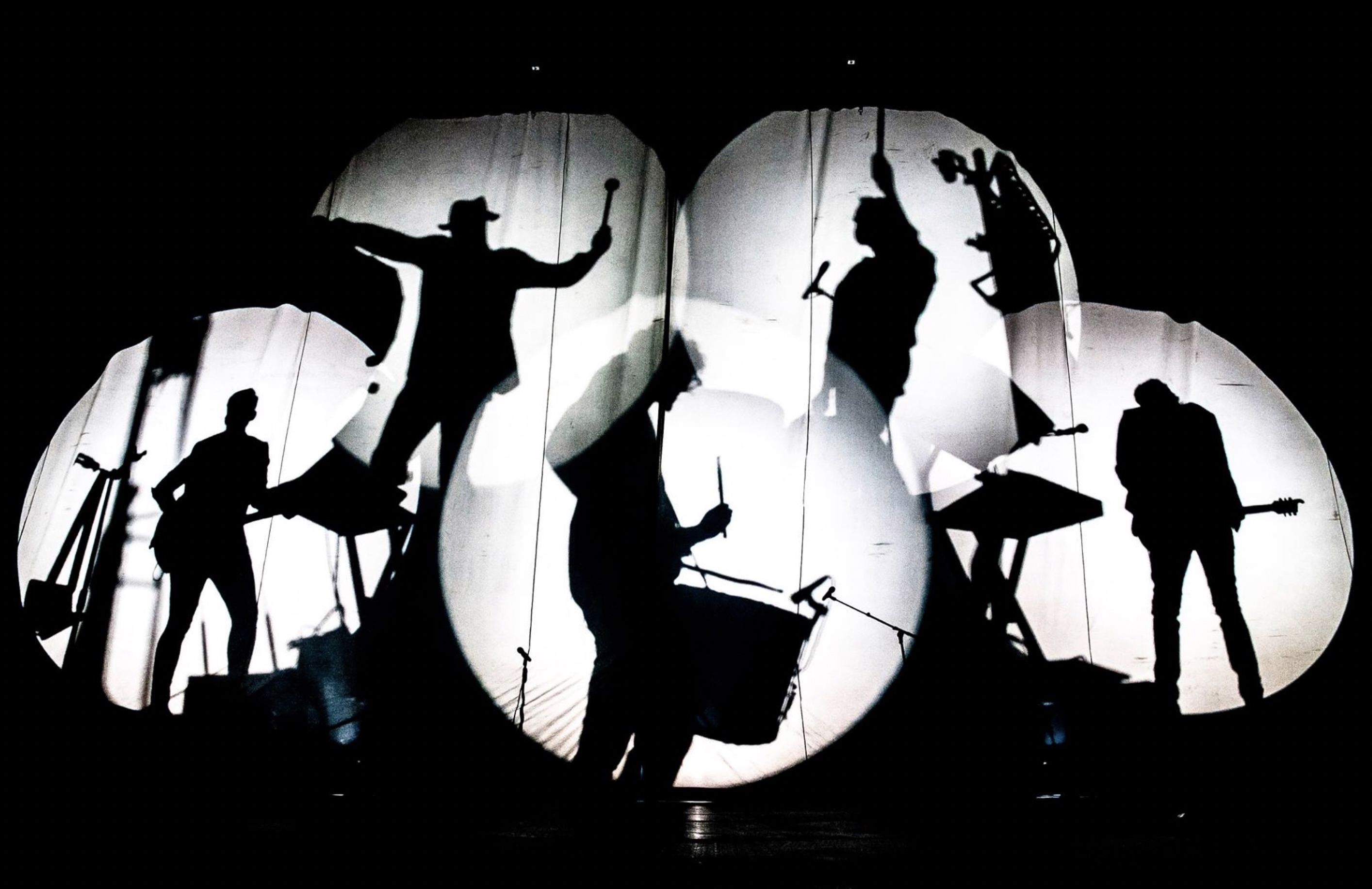 Lumina team setting up equipment